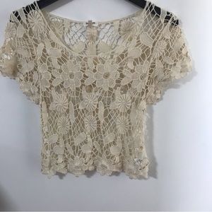 Teenbell lace top